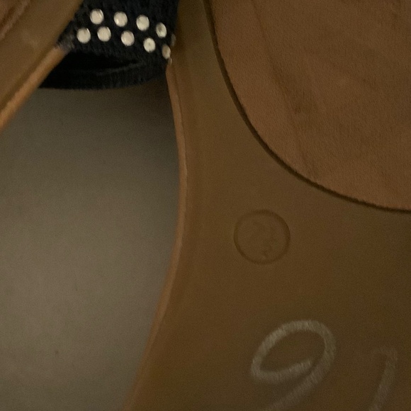 Andiamo Navy‎ Flats Size 7.5 Open Toe Sandals - Picture 5 of 5